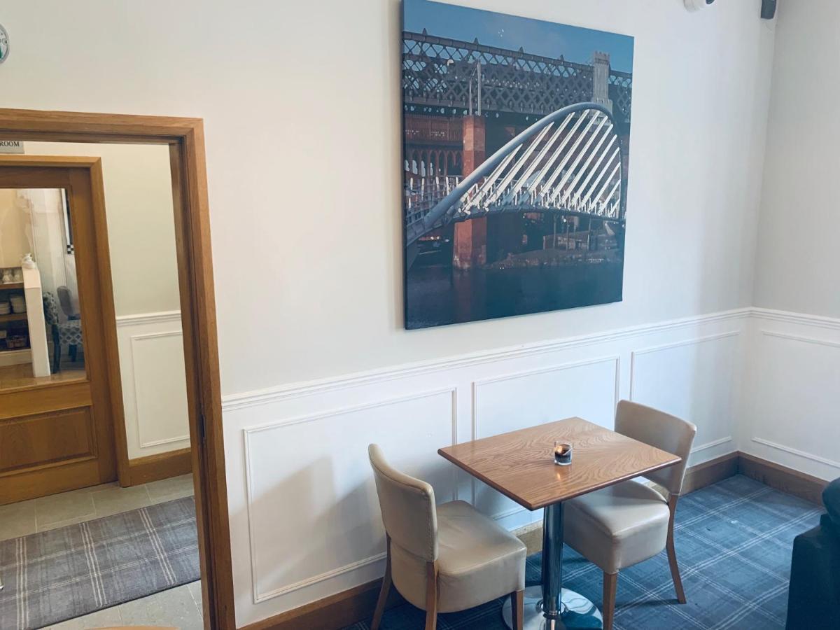 The Westlynne Hotel & Apartments Manchester Exterior photo